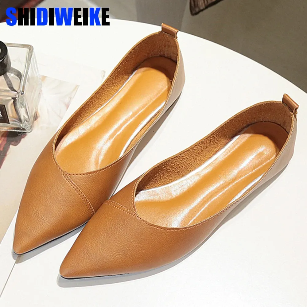 2020 Spring black soft PU leather shoes women larger sizes 40 ballet flats pointed toe shallow mouth slip-on ladies loafer n600