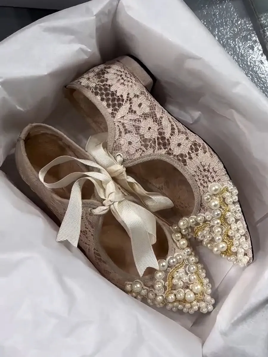 Elegant Lace Low Heels