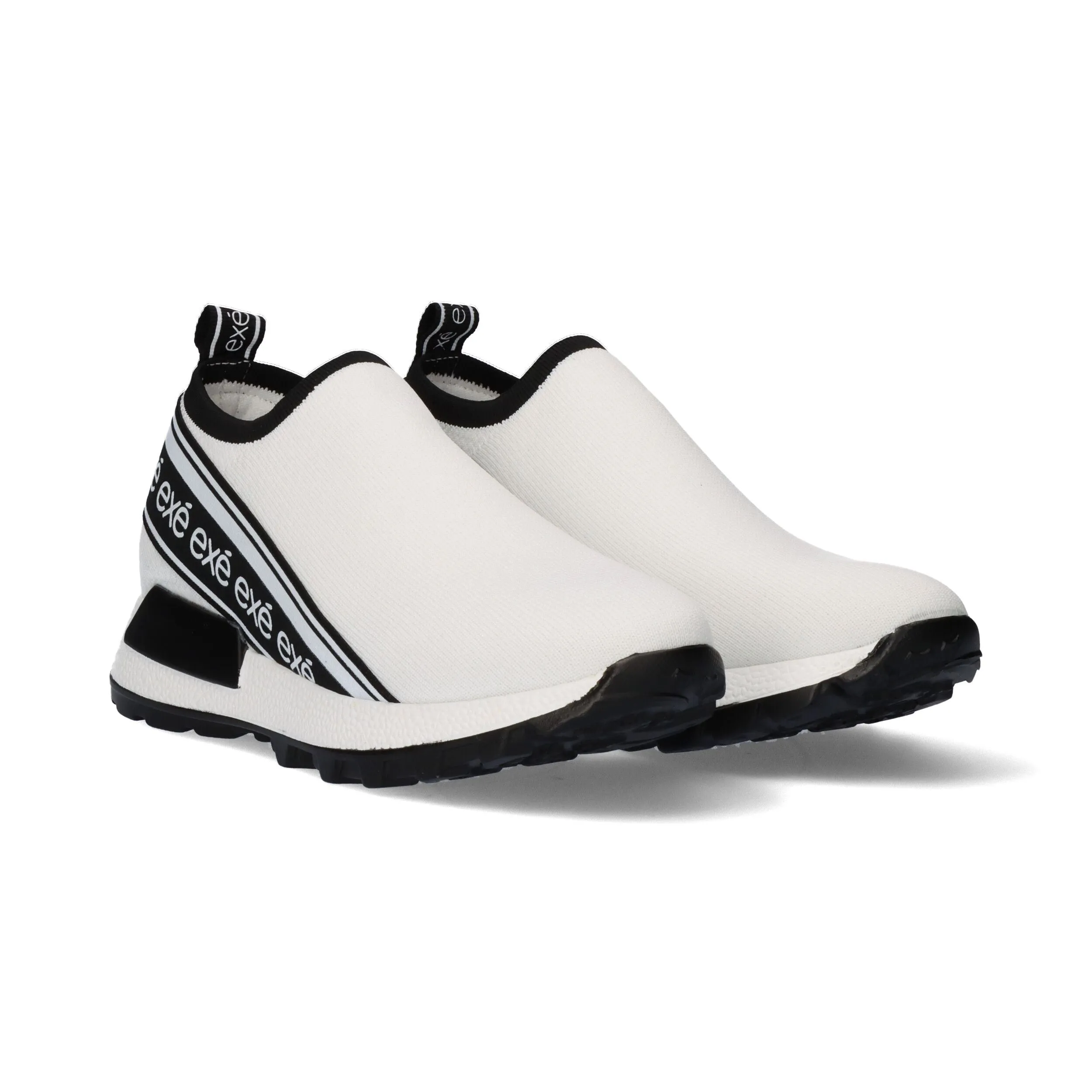 EXE EX9210 Comfortable Stretch Sneaker