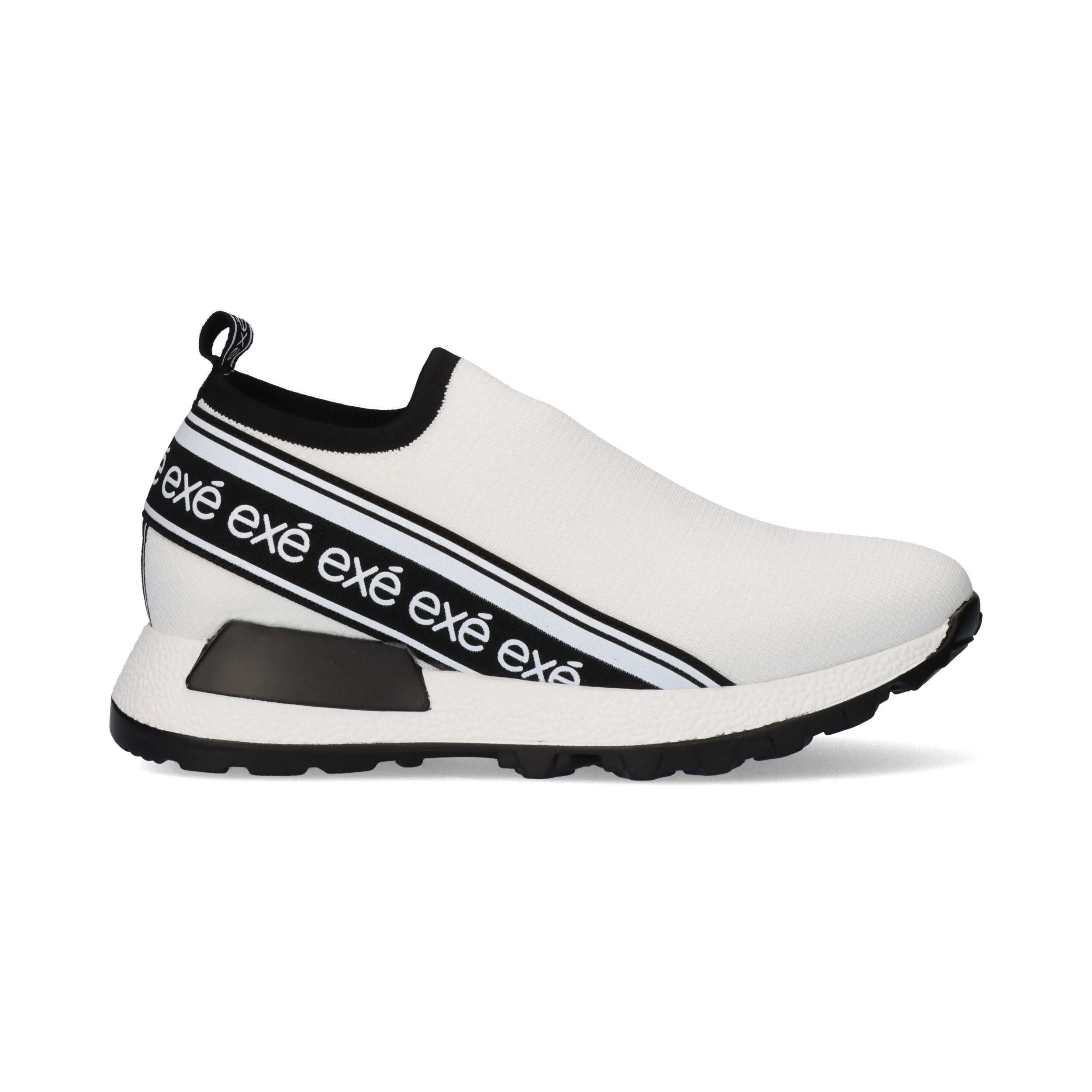EXE EX9210 Comfortable Stretch Sneaker