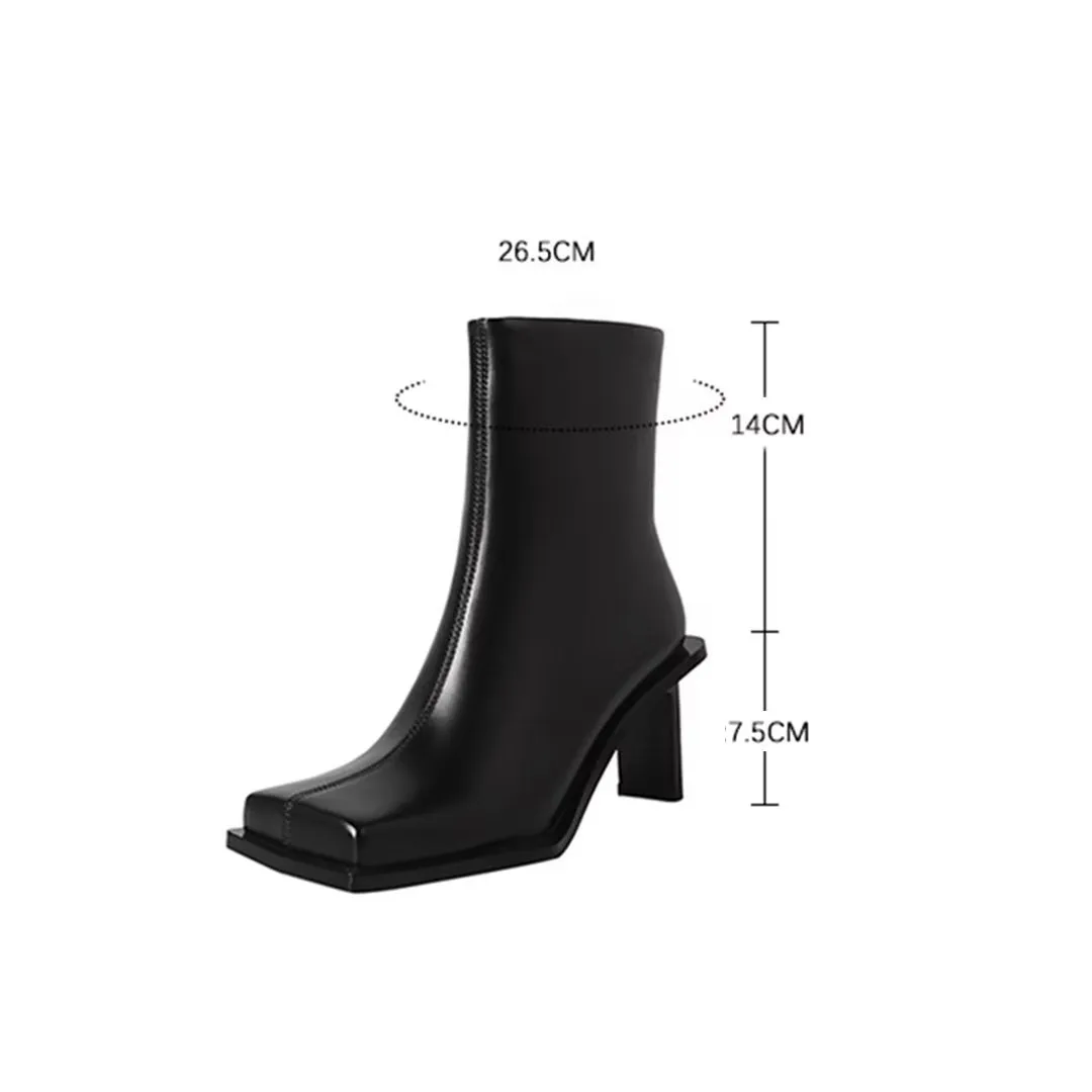 Lustrévo Classic Slip-ons