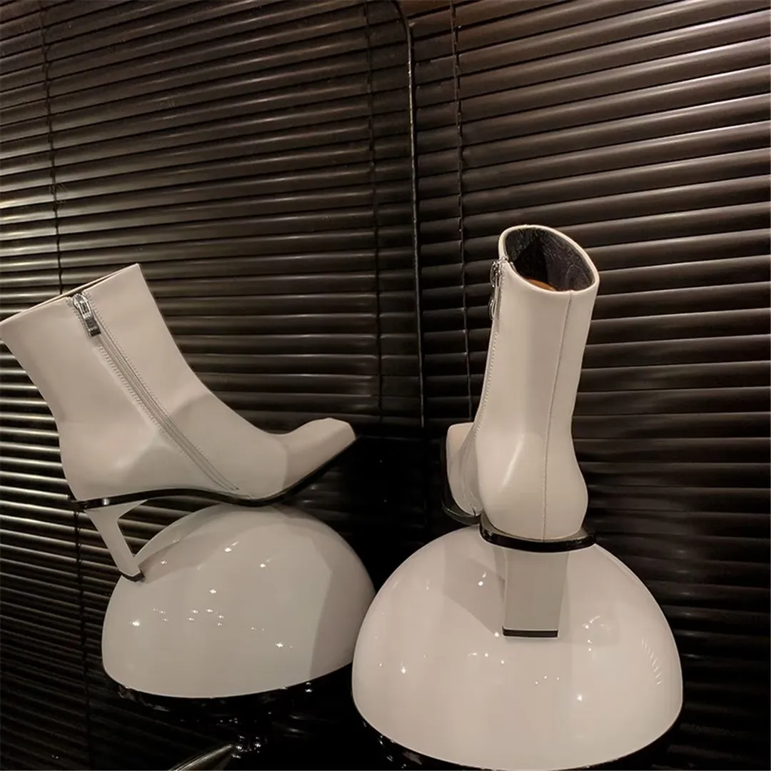 Lustrévo Classic Slip-ons