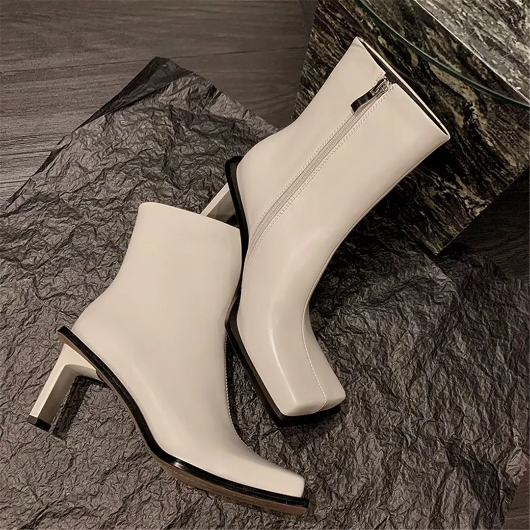 Lustrévo Classic Slip-ons