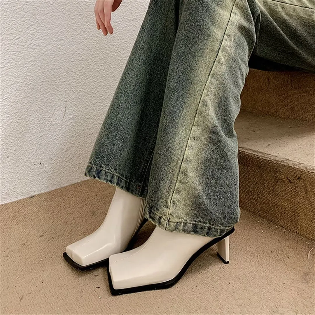 Lustrévo Classic Slip-ons