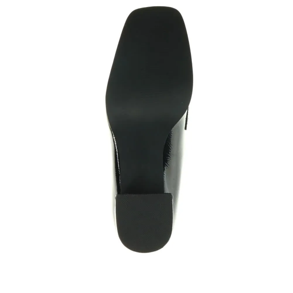 Smart Slip-On Loafers - WOIL40005 / 326 376