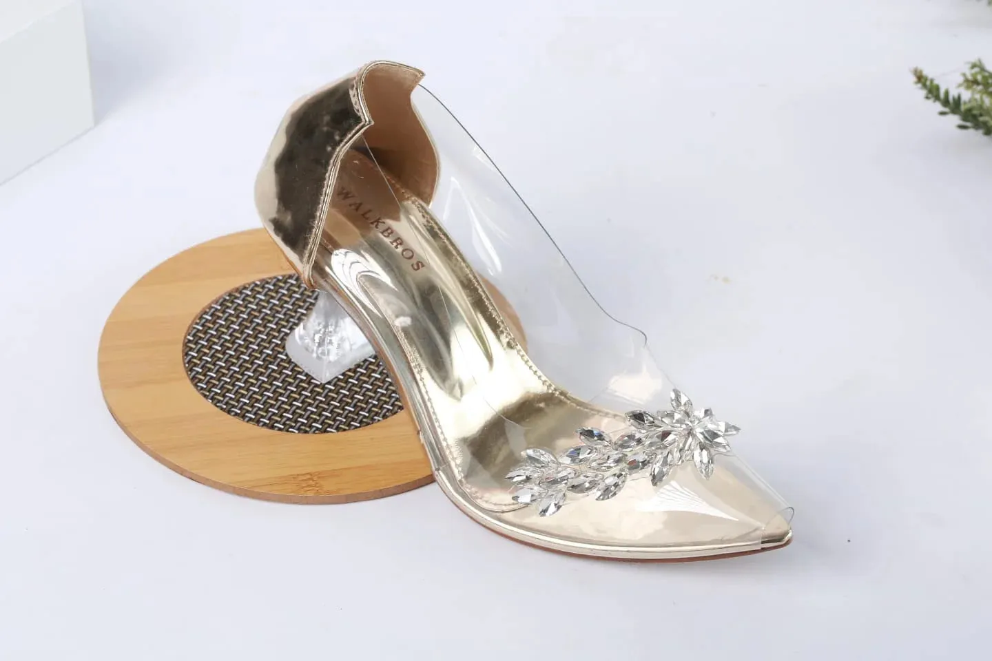 TRANSPARENT CRYSTAL CINDERELLA GLASS HEEL SHOES - GOLDEN
